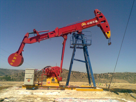 應(yīng)變儀對抽油機(jī)擺桿的應(yīng)用