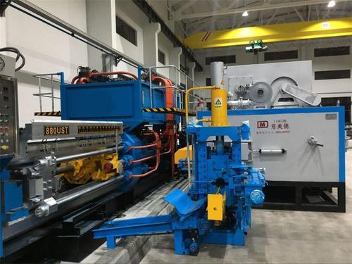 靜態(tài)應(yīng)變儀對(duì)20MN擠壓機(jī)張力柱應(yīng)變測(cè)試實(shí)驗(yàn)